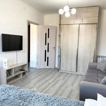 Modern Apartment In The Heart Of Giumri Zewnętrze zdjęcie